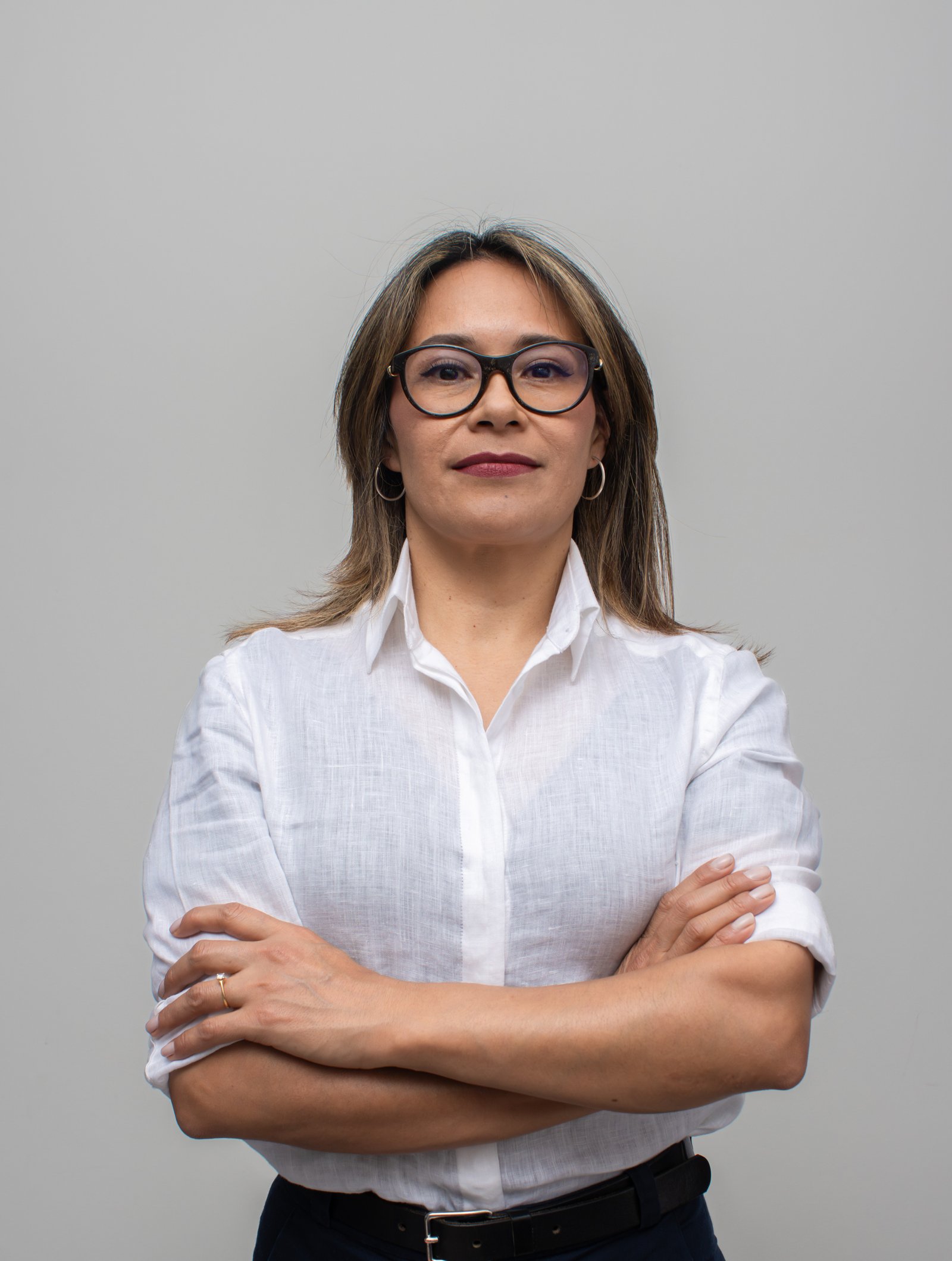 Abg. Mayra Lorena Perez Urbano